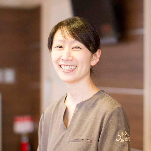 藤井 亜紀